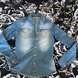 BOOHOO Long sleeve Jean shirt